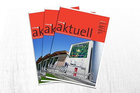 3 Firmenzeitungen "Forster Aktuell" aufgefächert