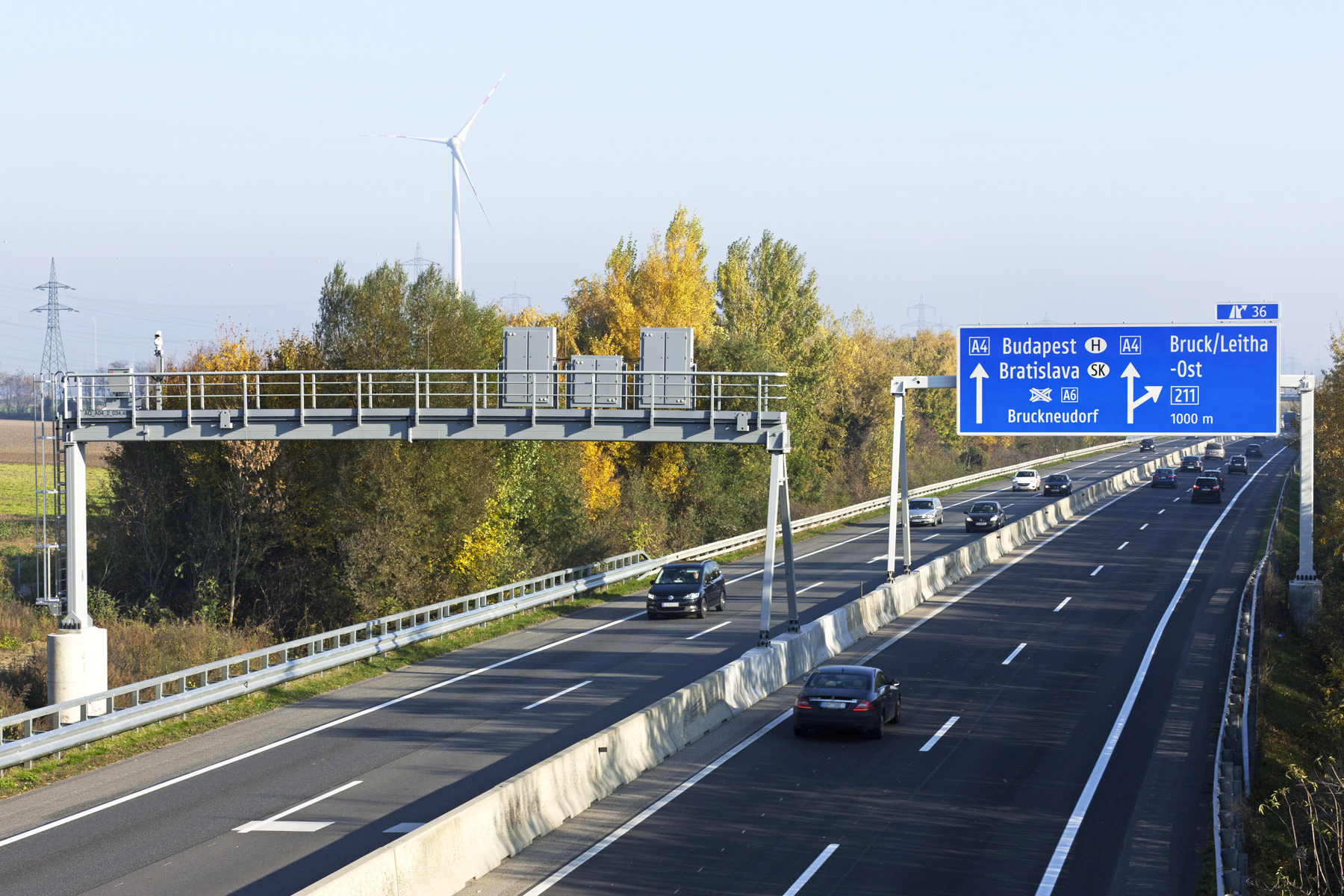 gantry motorway a4