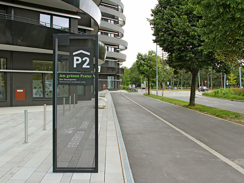 Monument Sign P2 Viertel 2