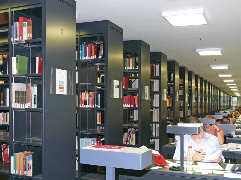 Library shelves and working spaces, Humboldt University